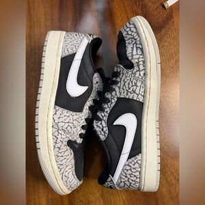 Women’s Air Jordan 1 Retro Low OG